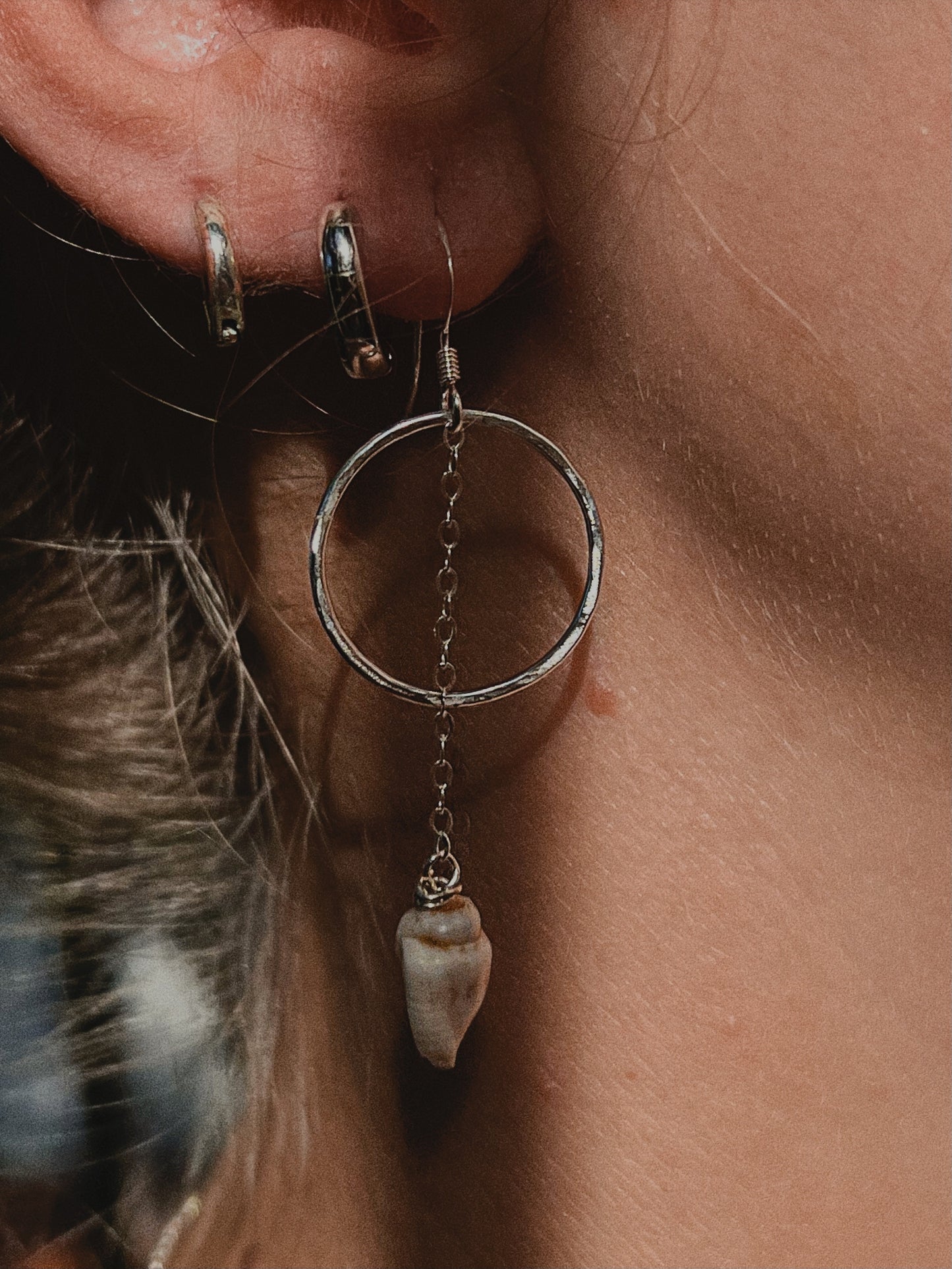 Pēpē Mini Hammered Hoop